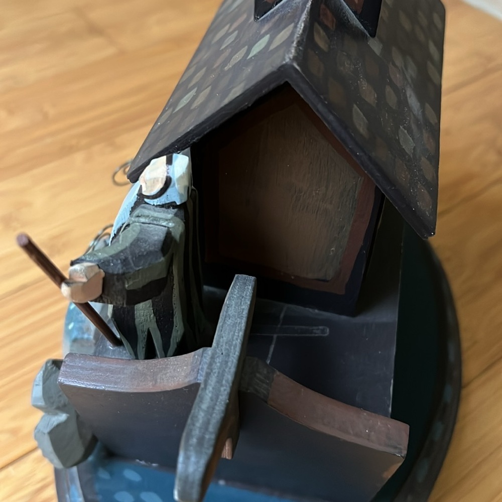 Noah's Ark Folk Art, Hand Made by Maurice and Kelly Dallas 13”x 6”x 26” mantle - Picture 8 of 12